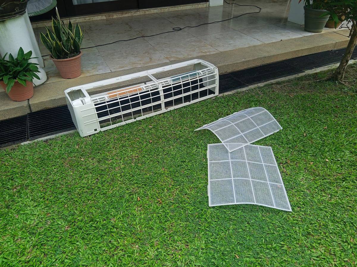 Aircond servicing & cleaning